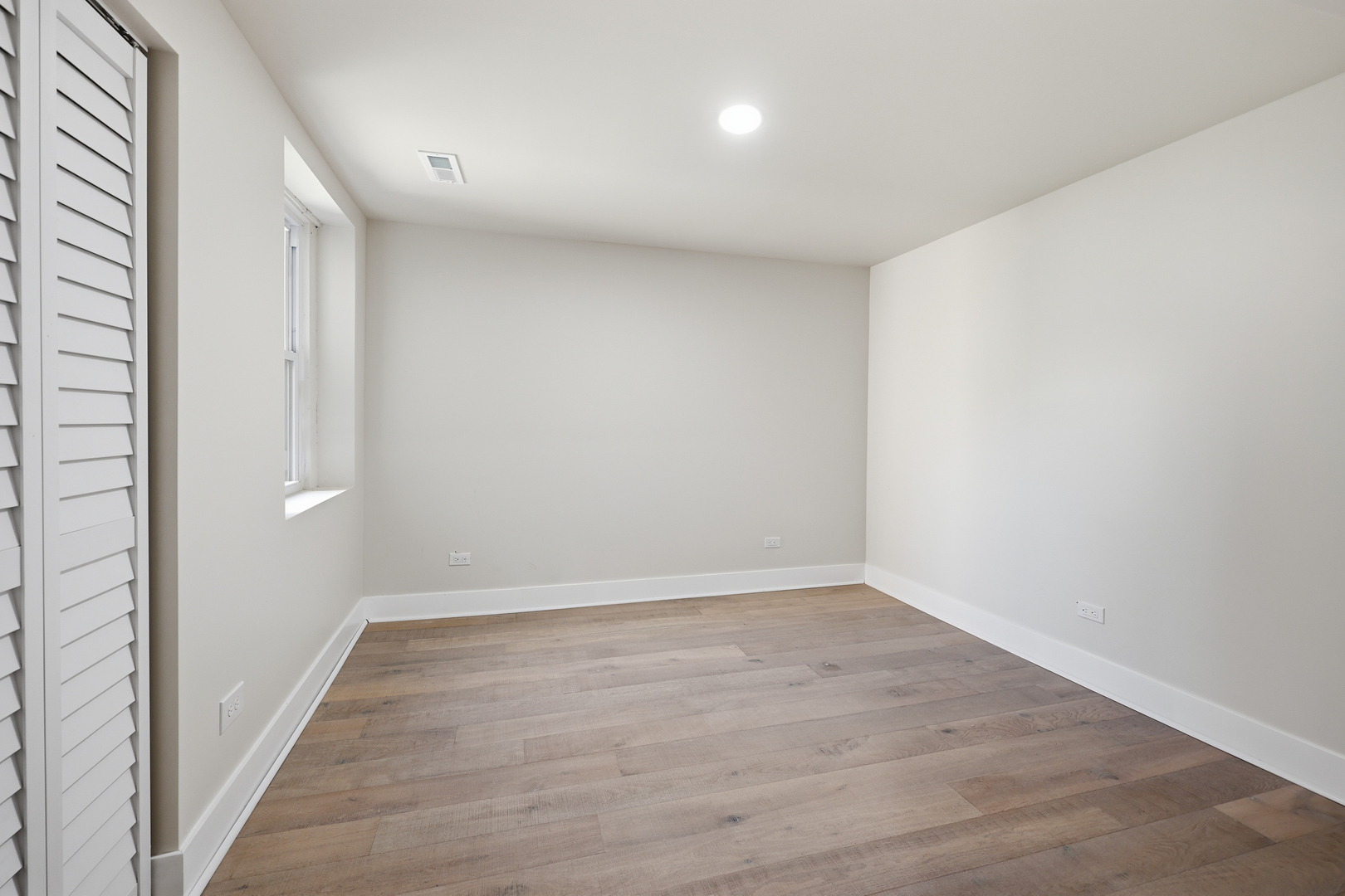 6335 N Magnolia Avenue G Property Photo 18
