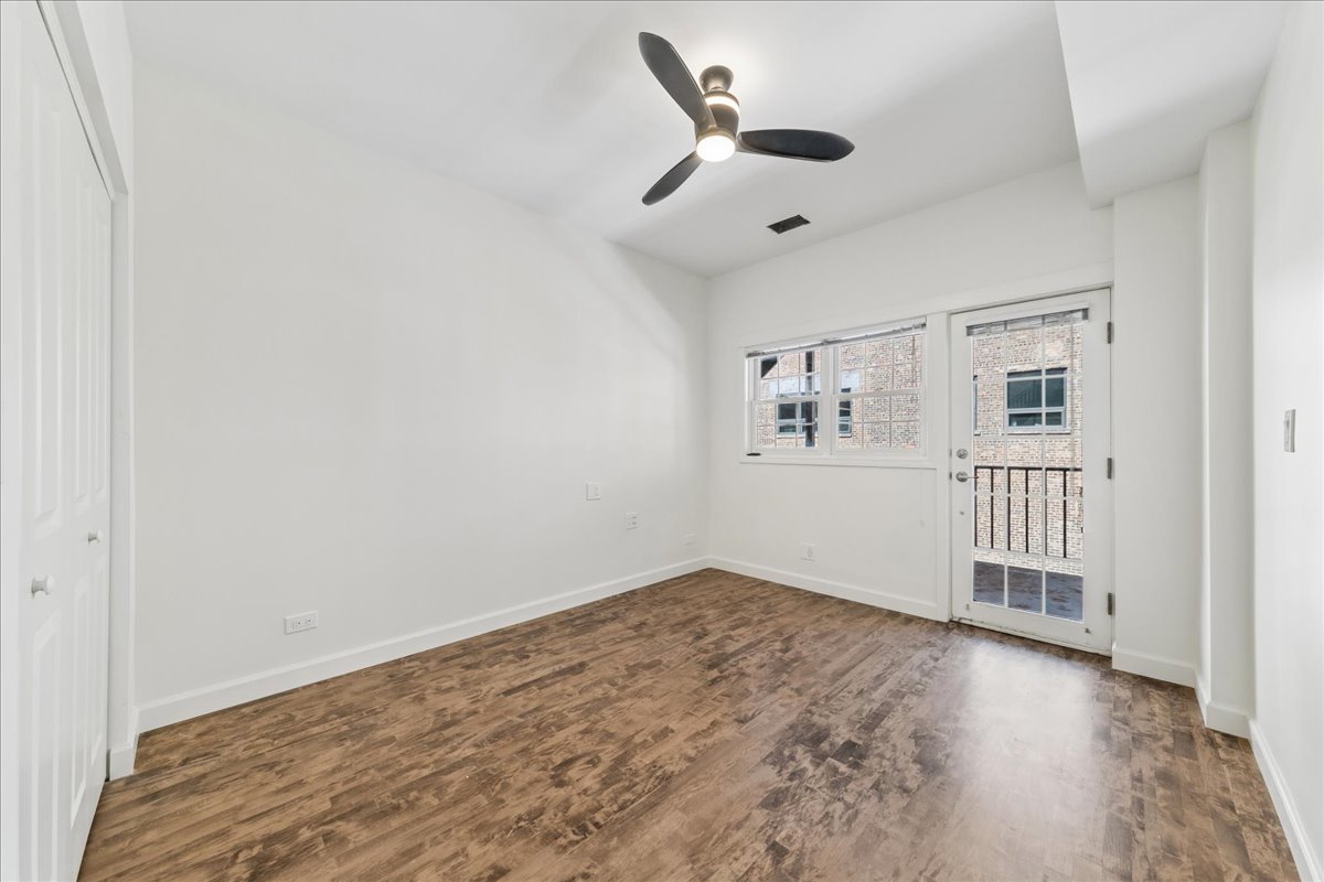 1046 W Fulton Market 3 Property Photo 12
