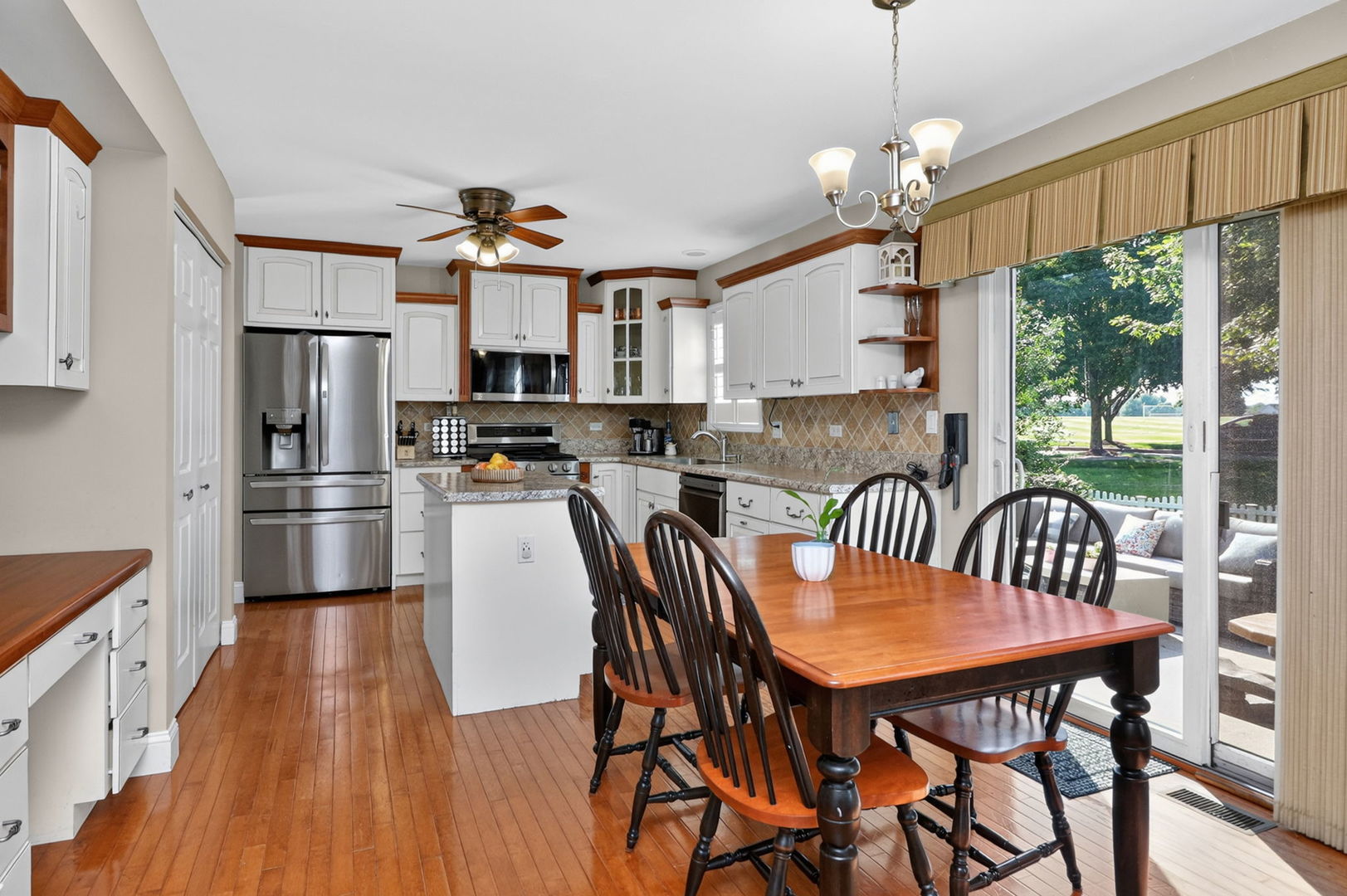 4322 Bronk Corner Property Photo 8