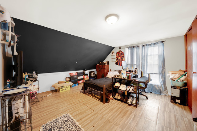 4208 S Artesian Avenue Property Photo 15
