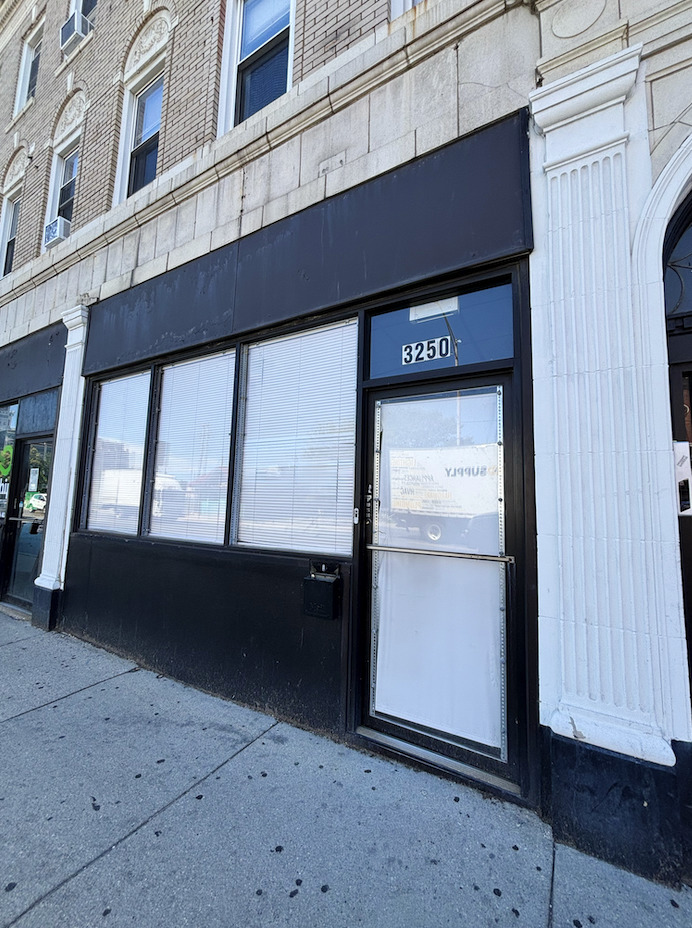 3250 N Pulaski Road Property Photo 4