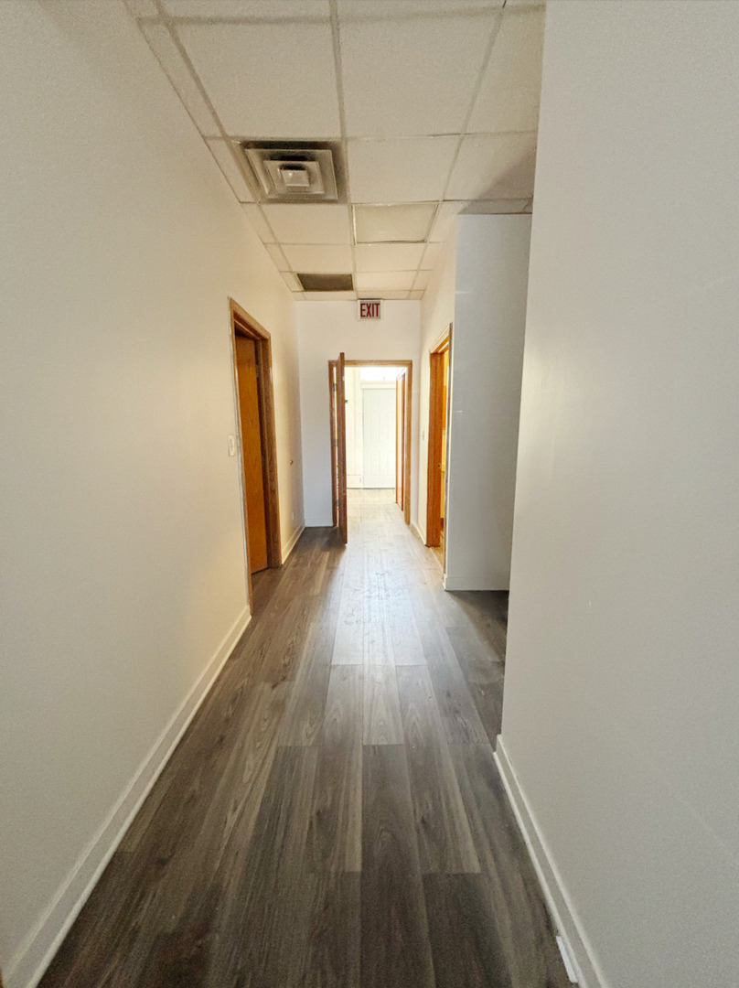 3250 N Pulaski Road Property Photo 8