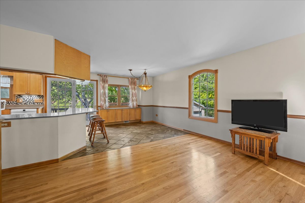 711 Quassey Avenue Property Photo 13