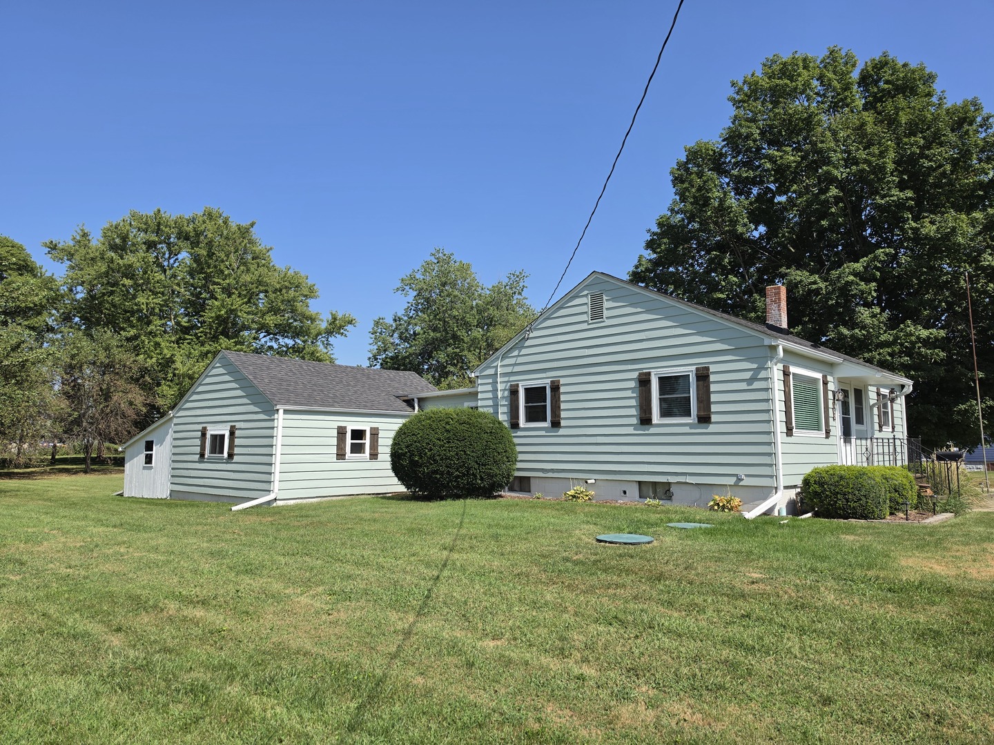 102 E Washington Street Property Photo 7