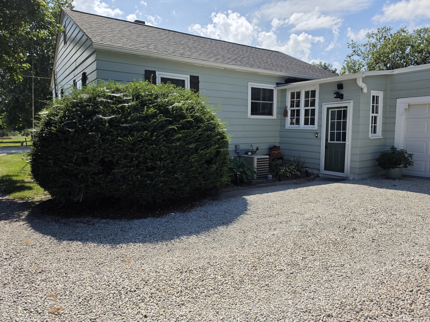 102 E Washington Street Property Photo 11