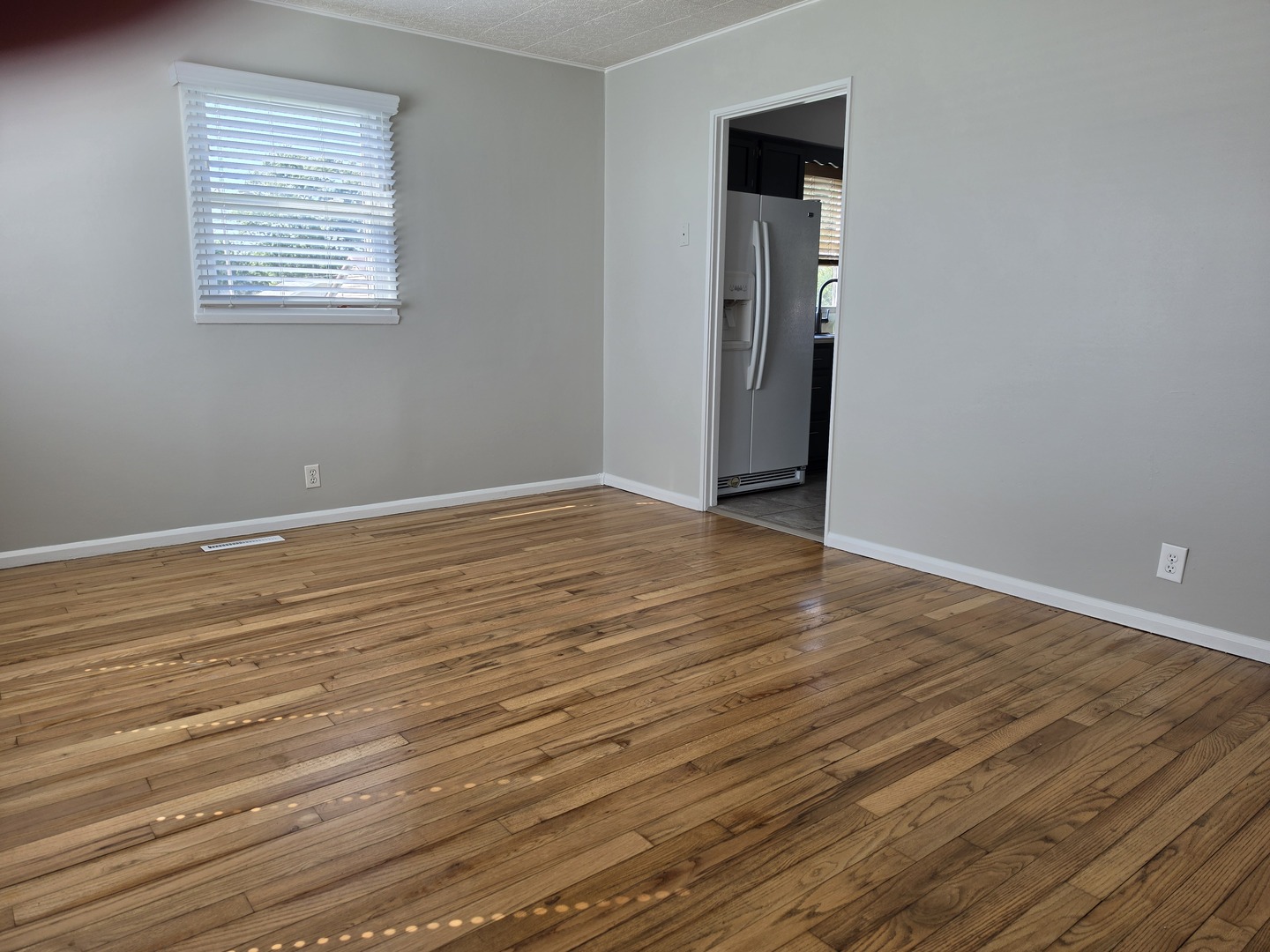 102 E Washington Street Property Photo 17