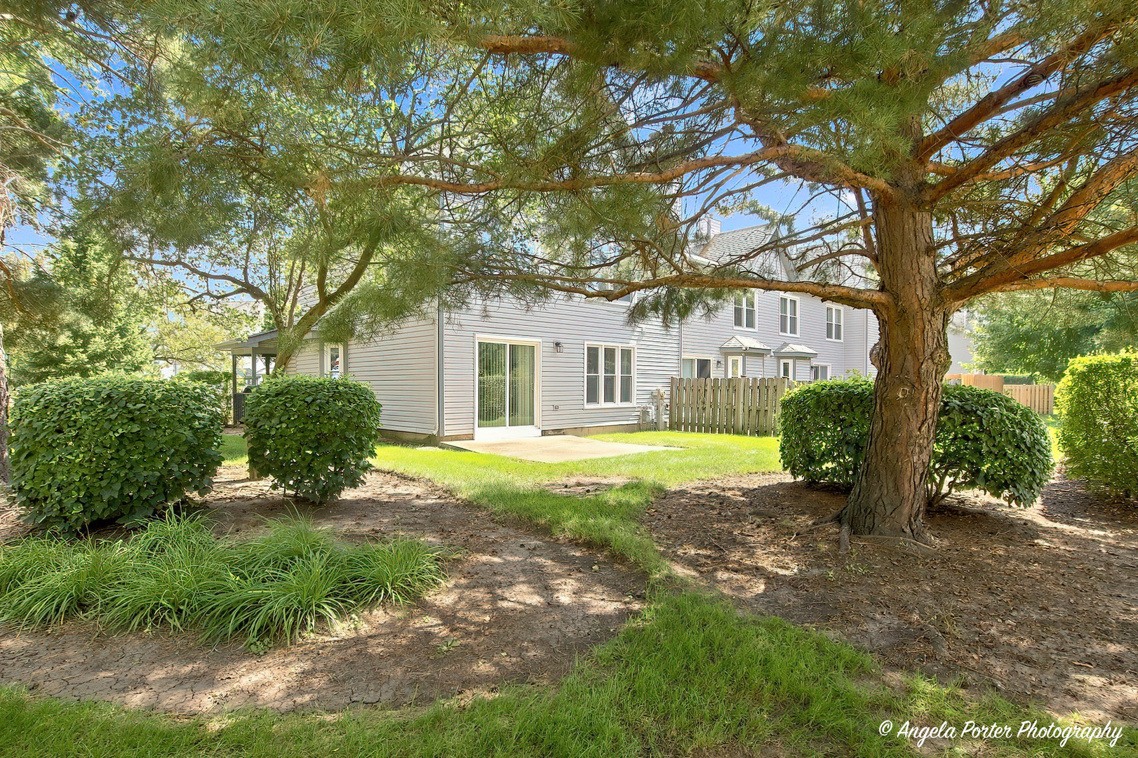 1434 Sherwood Court Property Photo 4