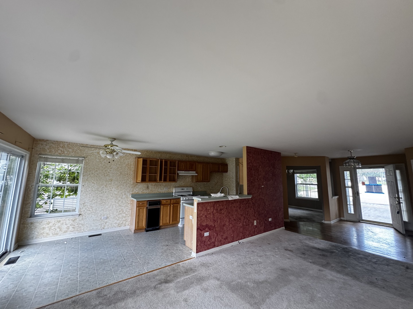 444 Badger Lane Property Photo 4