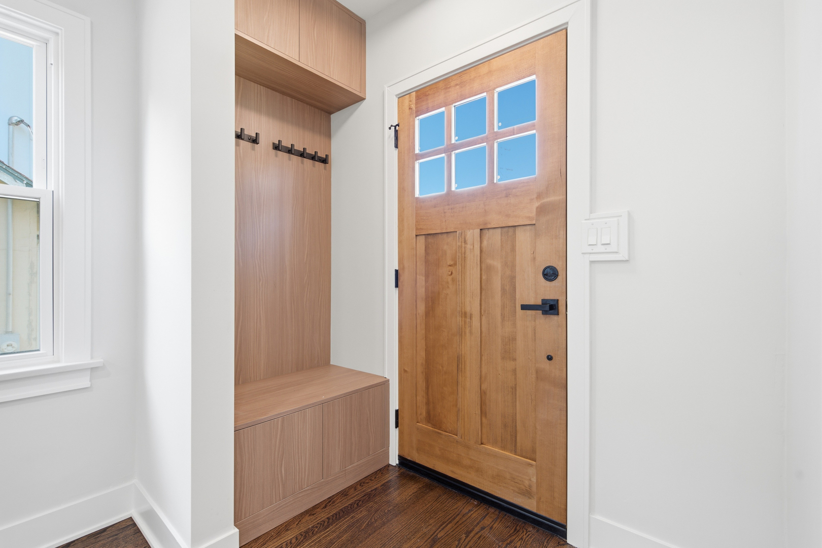 339 Prairie Avenue Property Photo 5