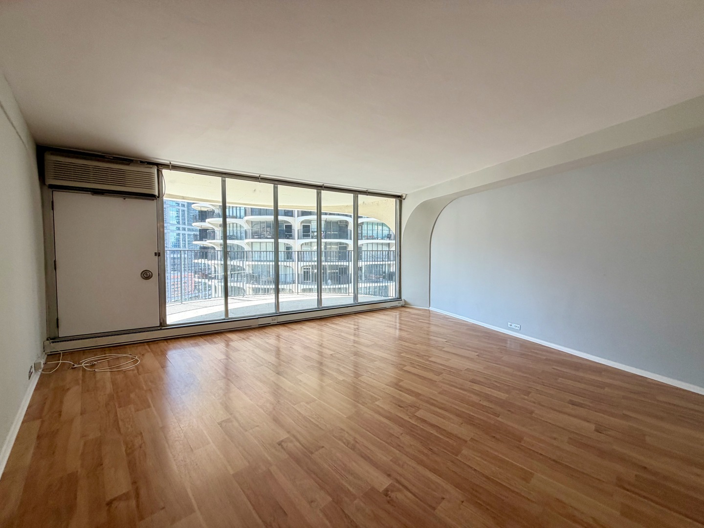 300 N State Street 2235 Property Photo 6