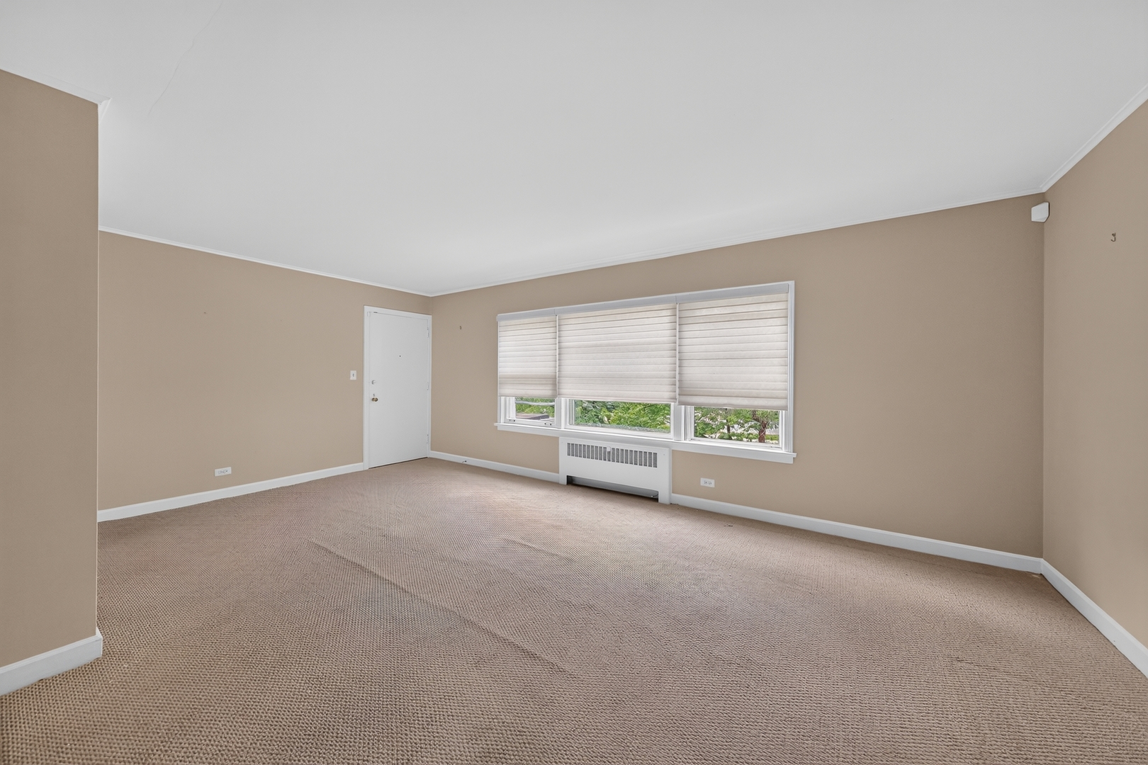 2541 Bennett Avenue 1 Property Photo 3