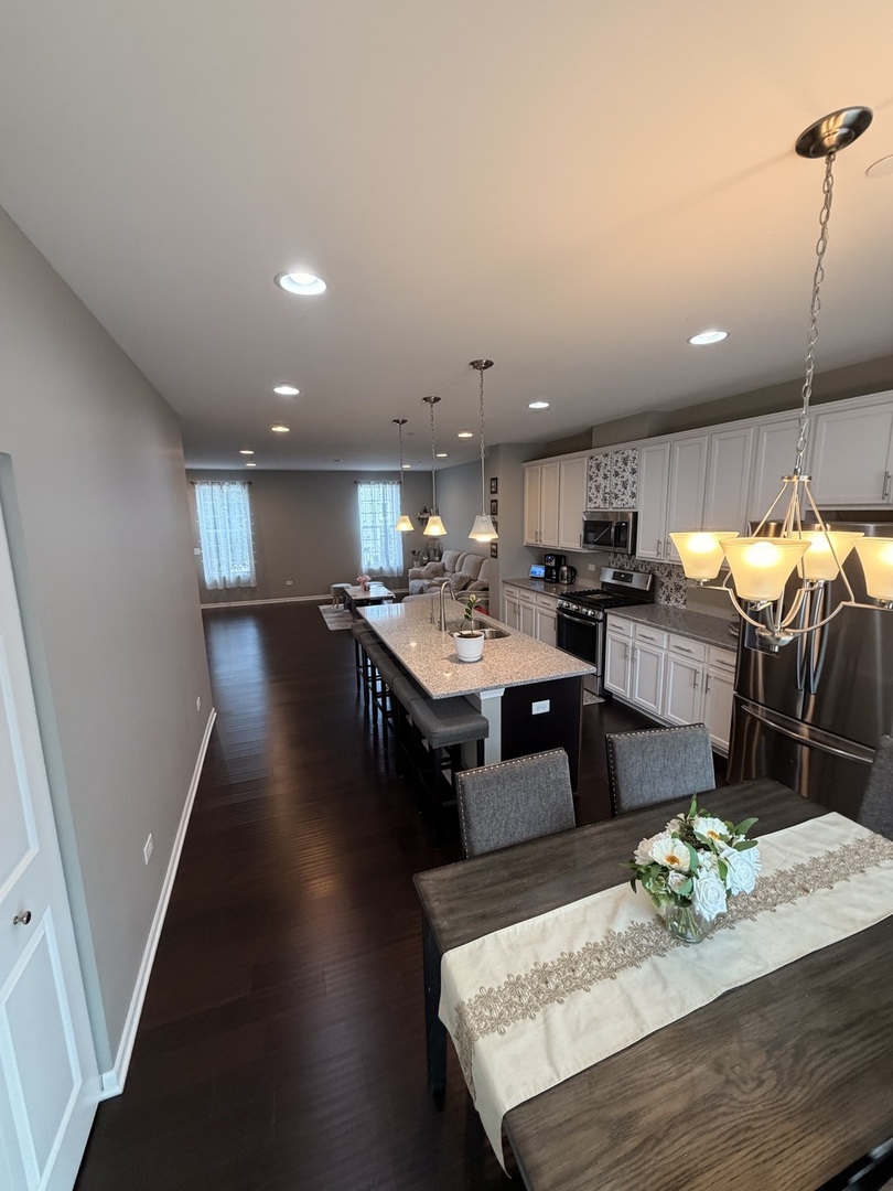 2527 Huntleigh Lane Property Photo 8
