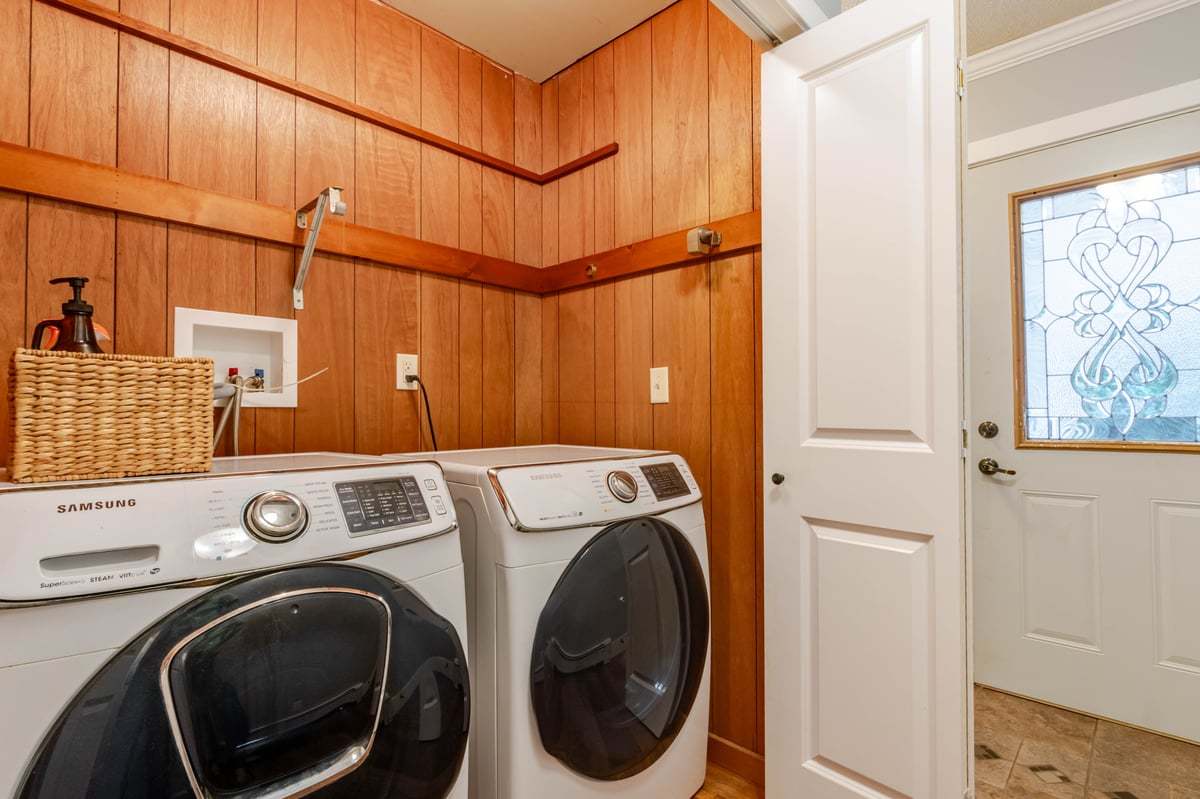 104 E Washington Drive Property Photo 20