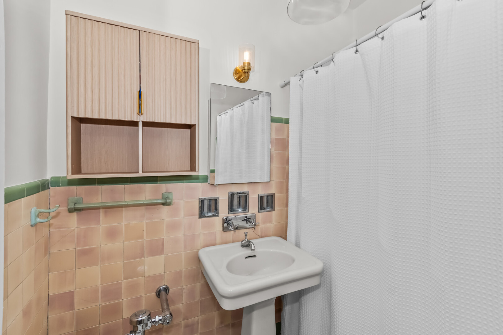 220 S Maple Avenue 42 Property Photo 13
