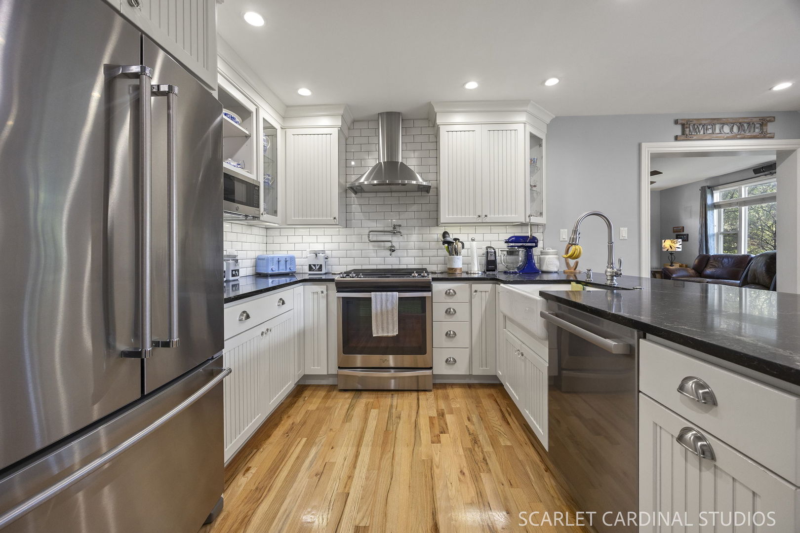215 E Highland Avenue Property Photo 8