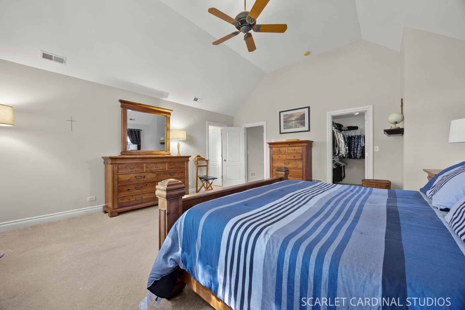 215 E Highland Avenue Property Photo 19