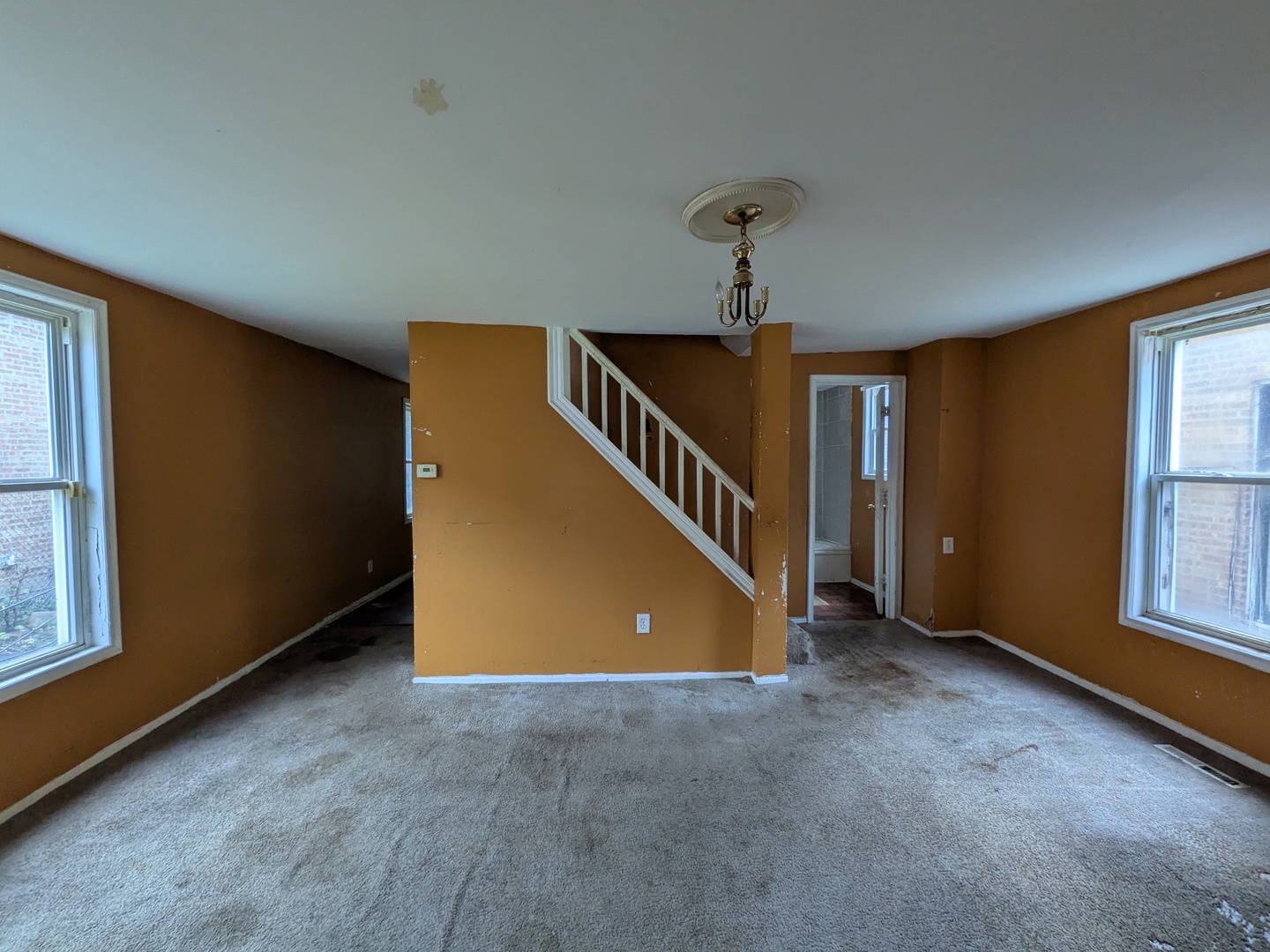 11833 S Harvard Avenue Property Photo 3