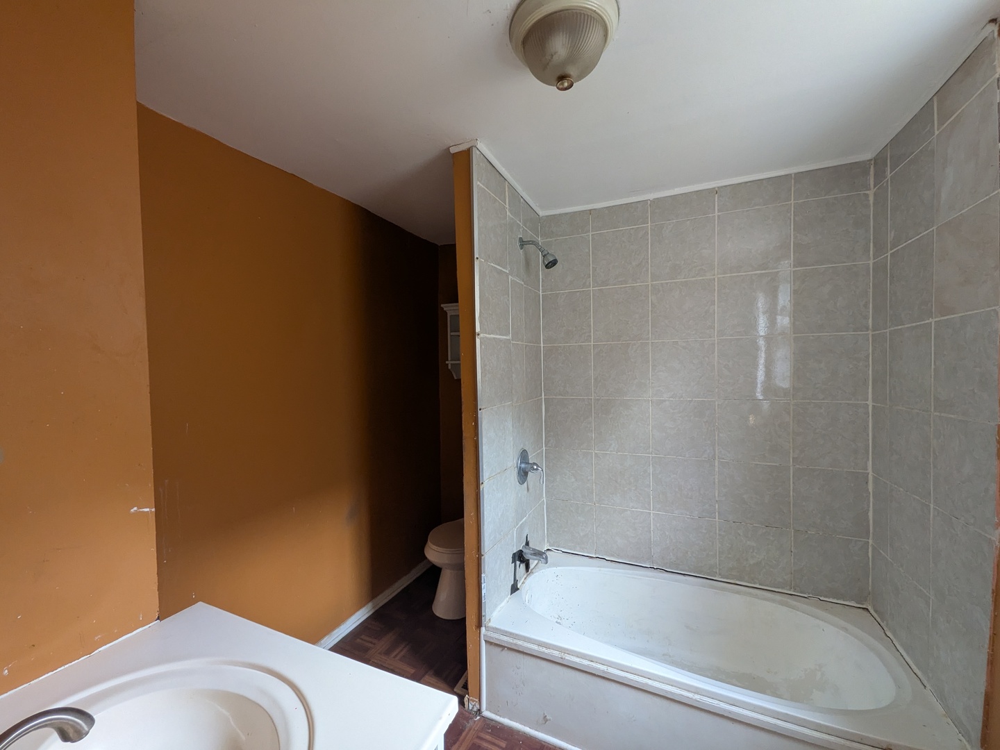 11833 S Harvard Avenue Property Photo 4