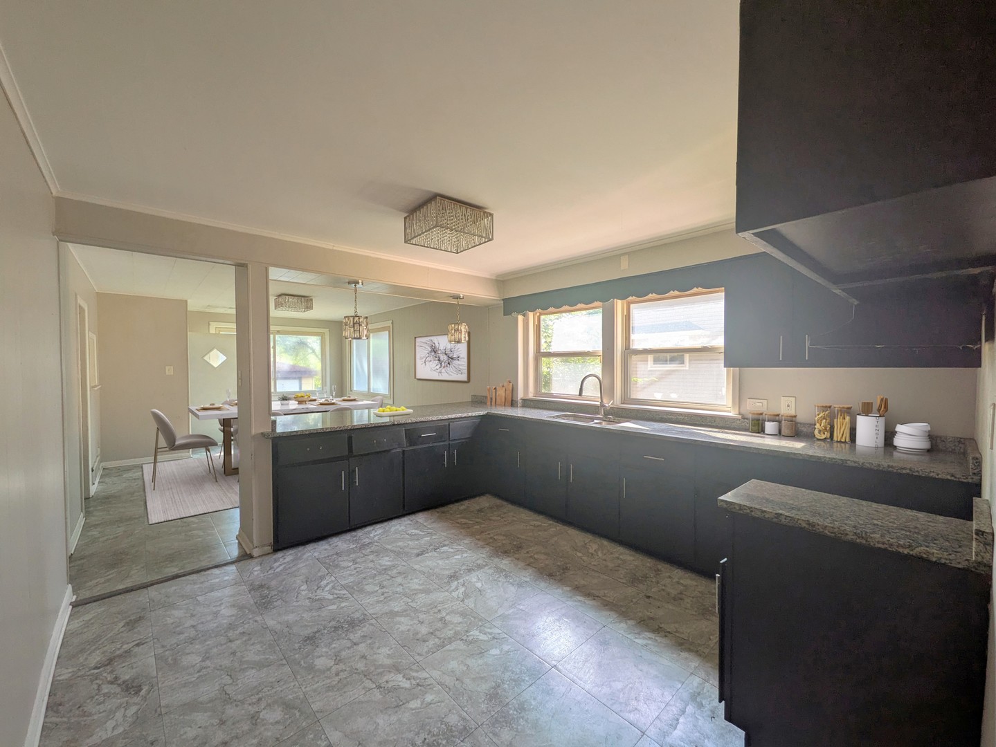 11833 S Harvard Avenue Property Photo 10