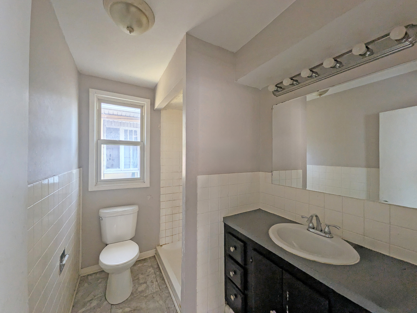 11833 S Harvard Avenue Property Photo 14