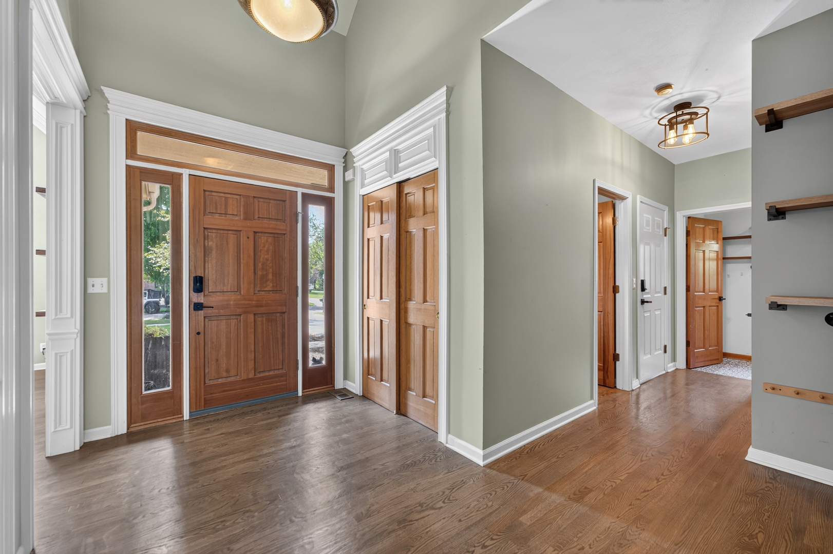 305 Windsor Circle Property Photo 4