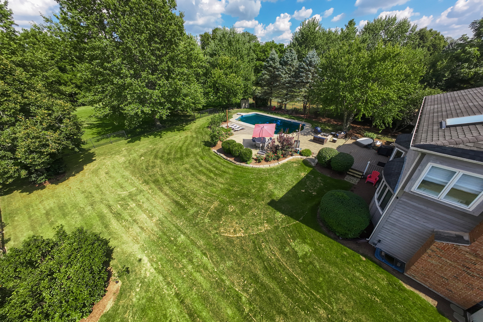 305 Windsor Circle Property Photo 43