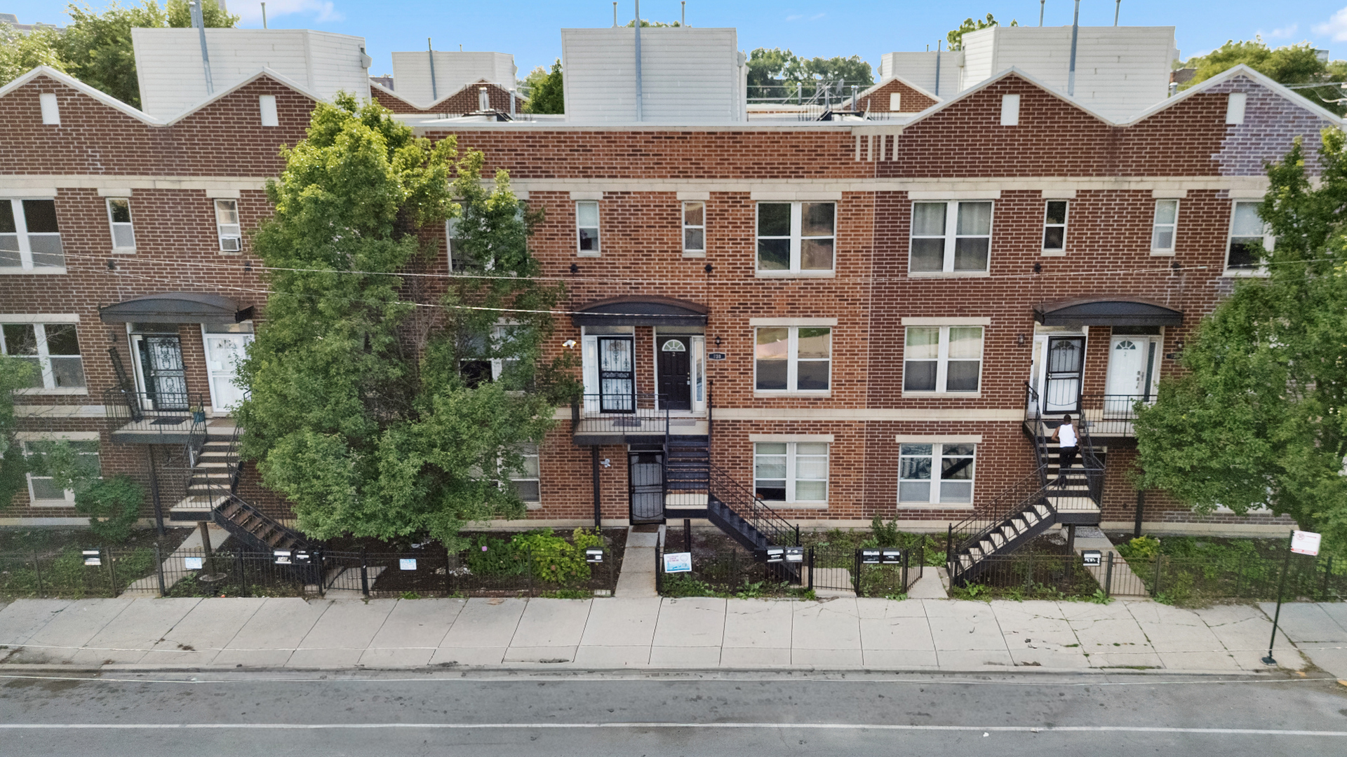 738 S Kedzie Avenue 2 Property Photo 2