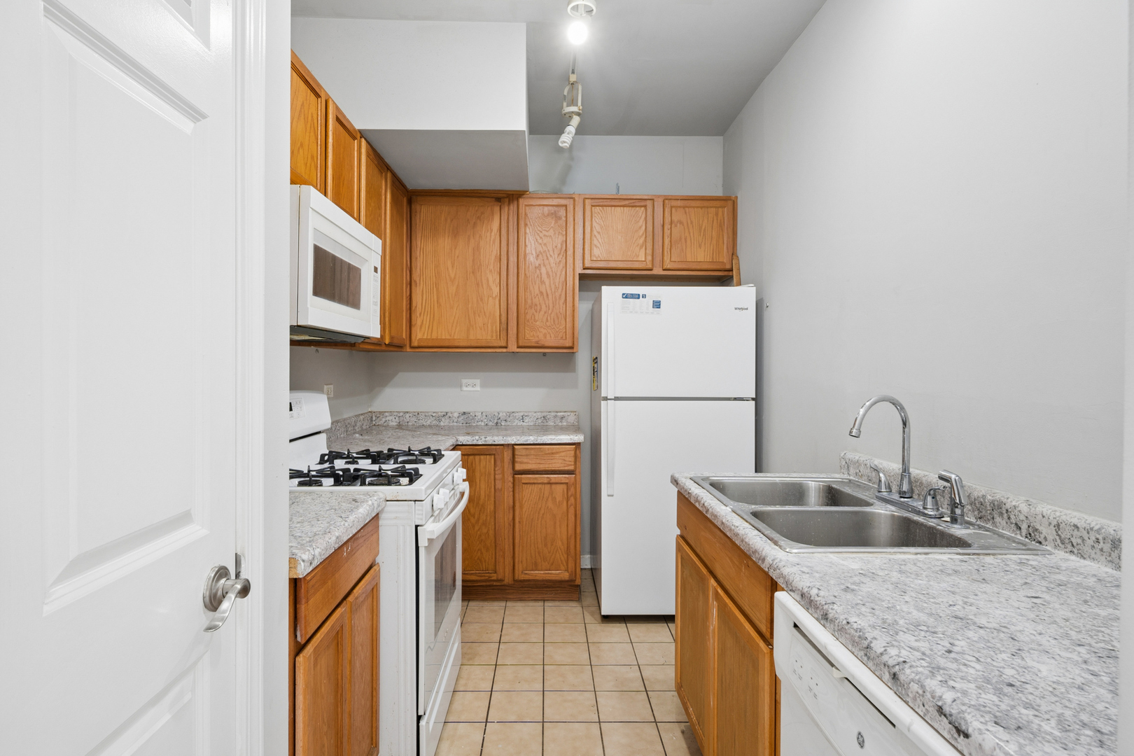 738 S Kedzie Avenue 2 Property Photo 6