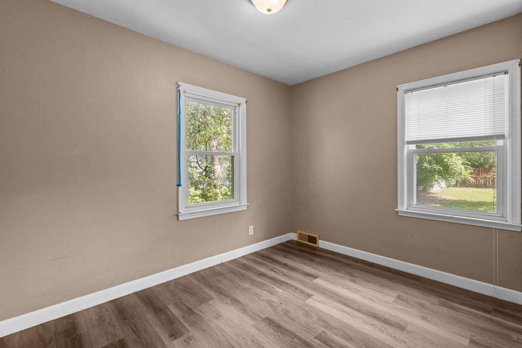 2919 42nd Street Property Photo 9