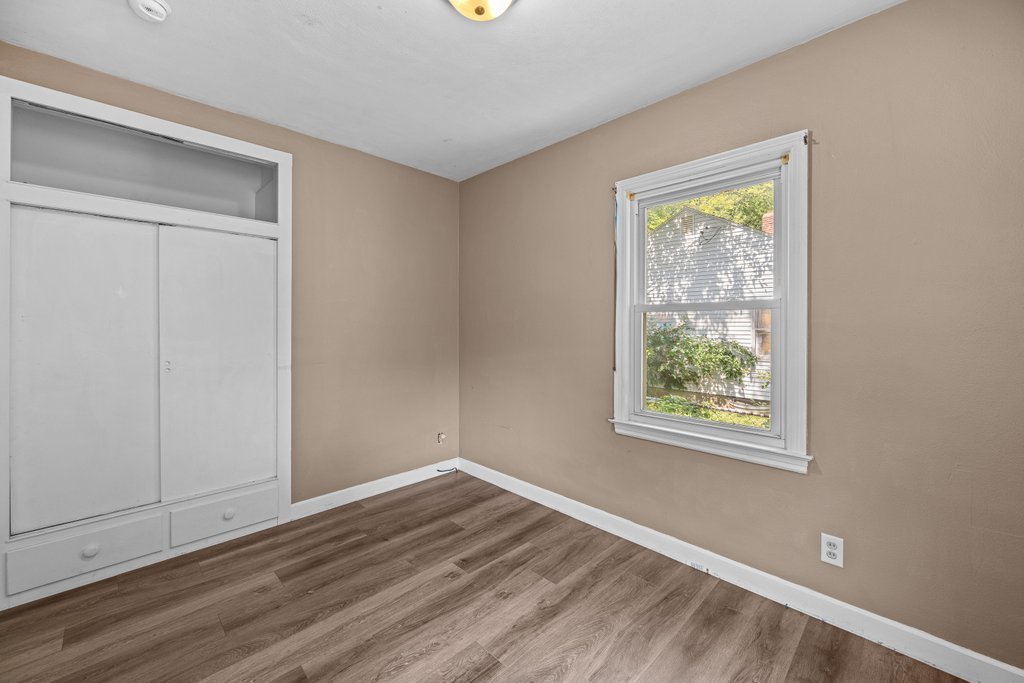 2919 42nd Street Property Photo 10