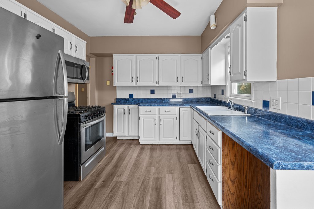 2919 42nd Street Property Photo 11
