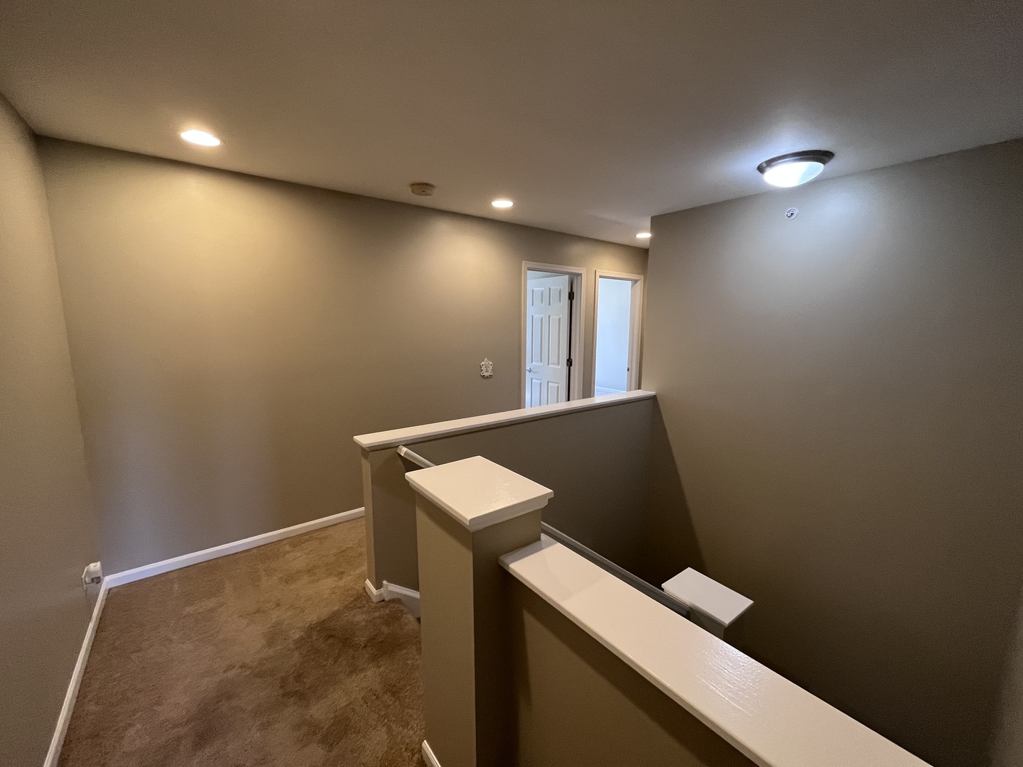 6384 Cunningham Court Property Photo 7