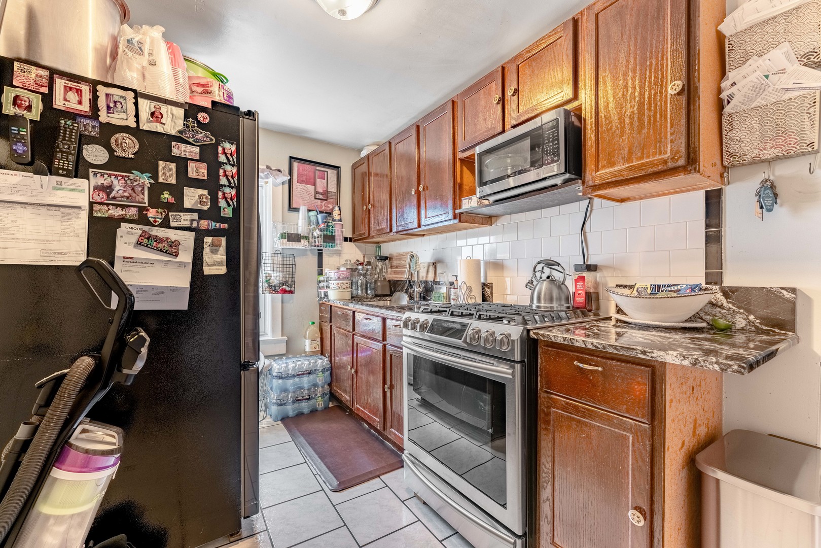 2927 N Avers Avenue Property Photo 23