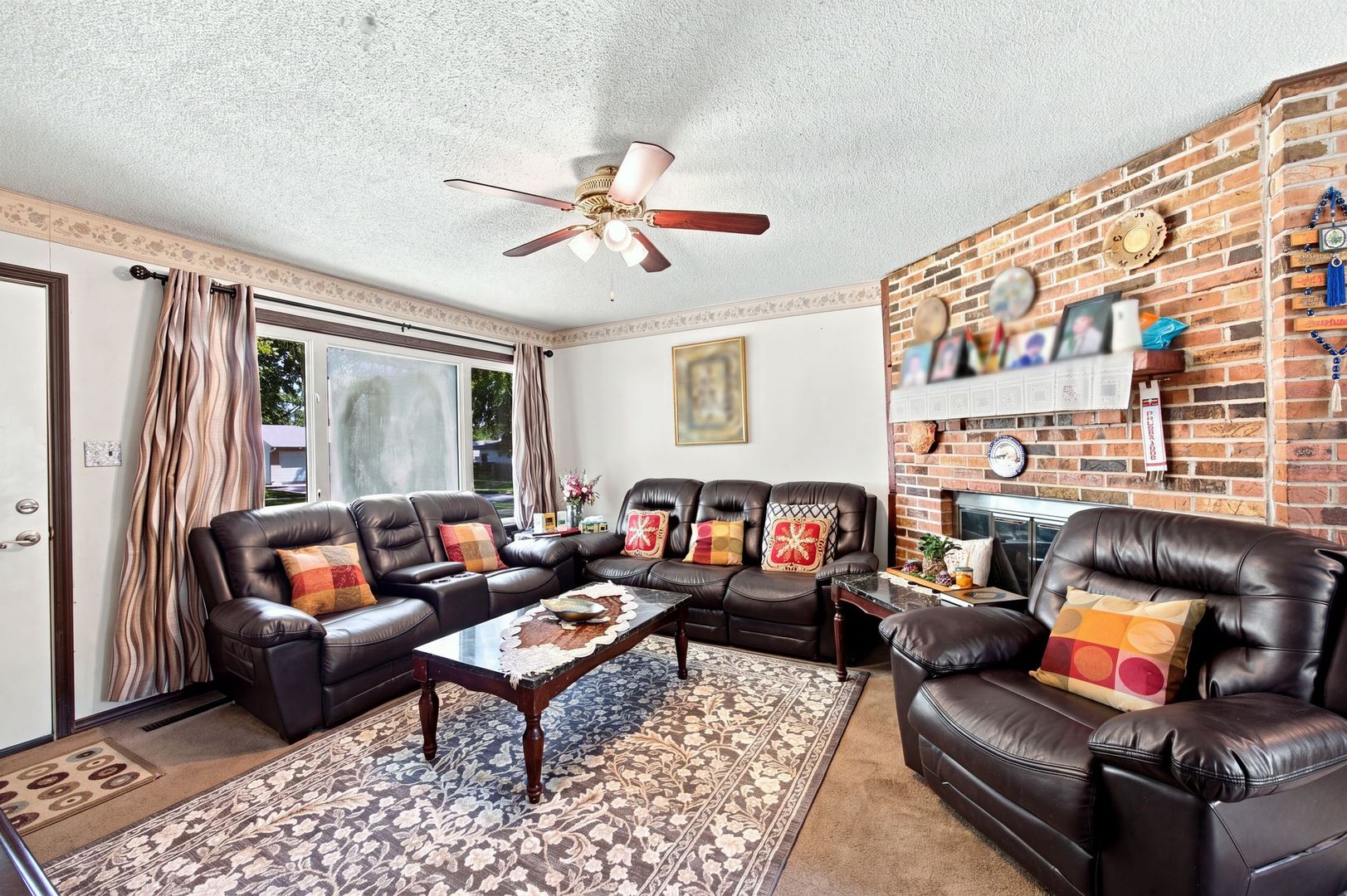 1725 Evergreen Avenue Property Photo 7