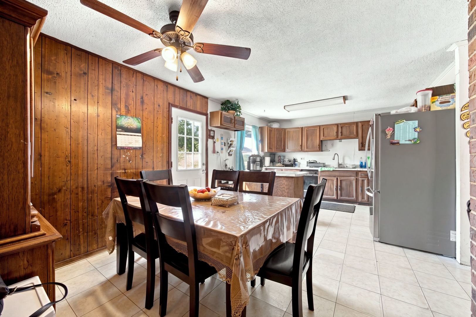 1725 Evergreen Avenue Property Photo 11