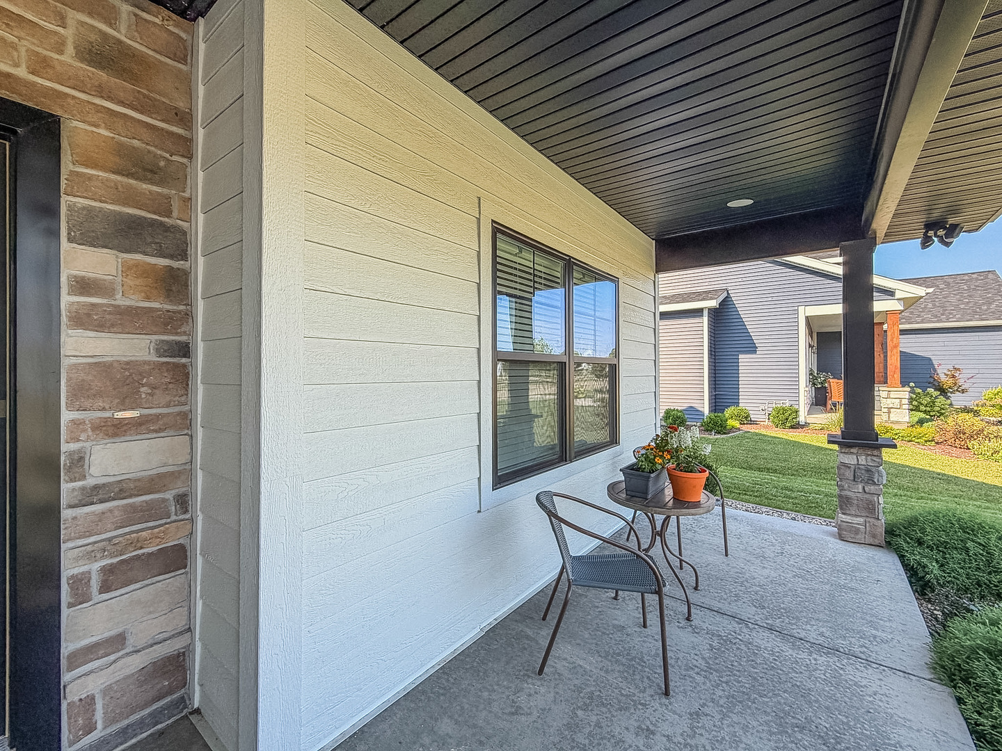 2713 E Stone Creek Boulevard Property Photo 6