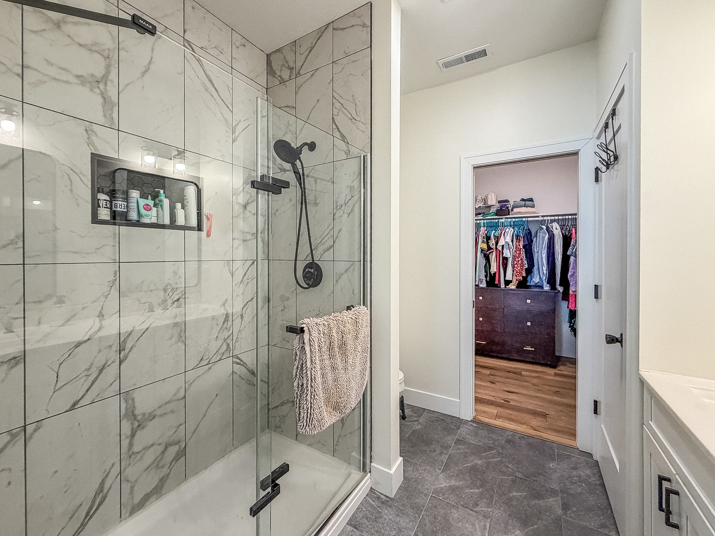 2713 E Stone Creek Boulevard Property Photo 30