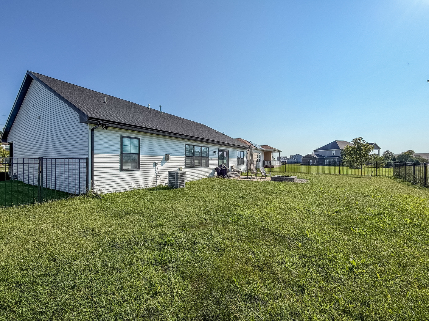 2713 E Stone Creek Boulevard Property Photo 38