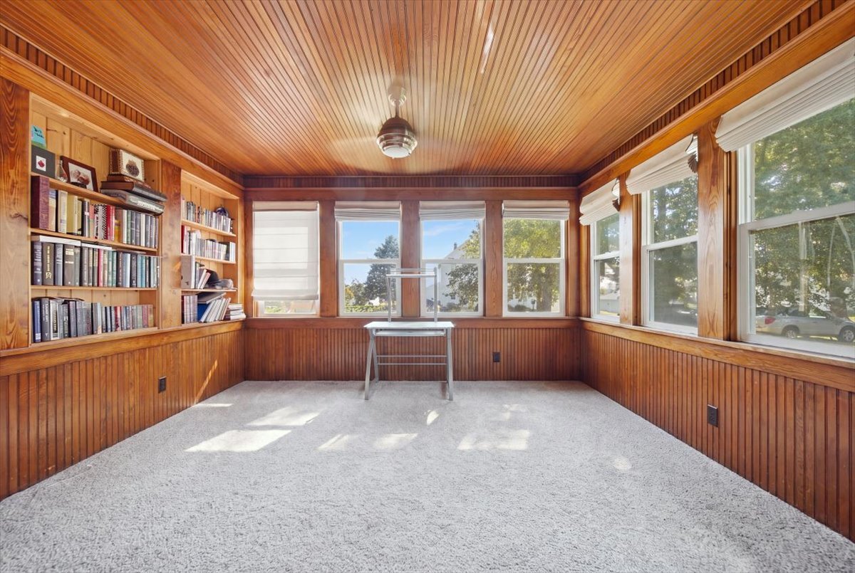 222 Wilson Avenue Property Photo 19