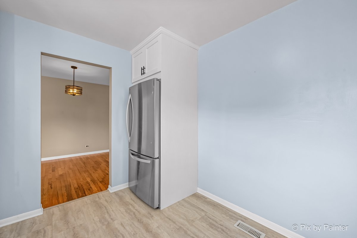 365 Kingman Lane Property Photo 10
