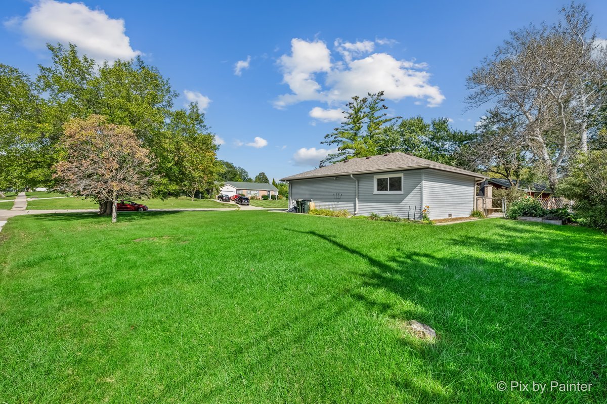365 Kingman Lane Property Photo 26