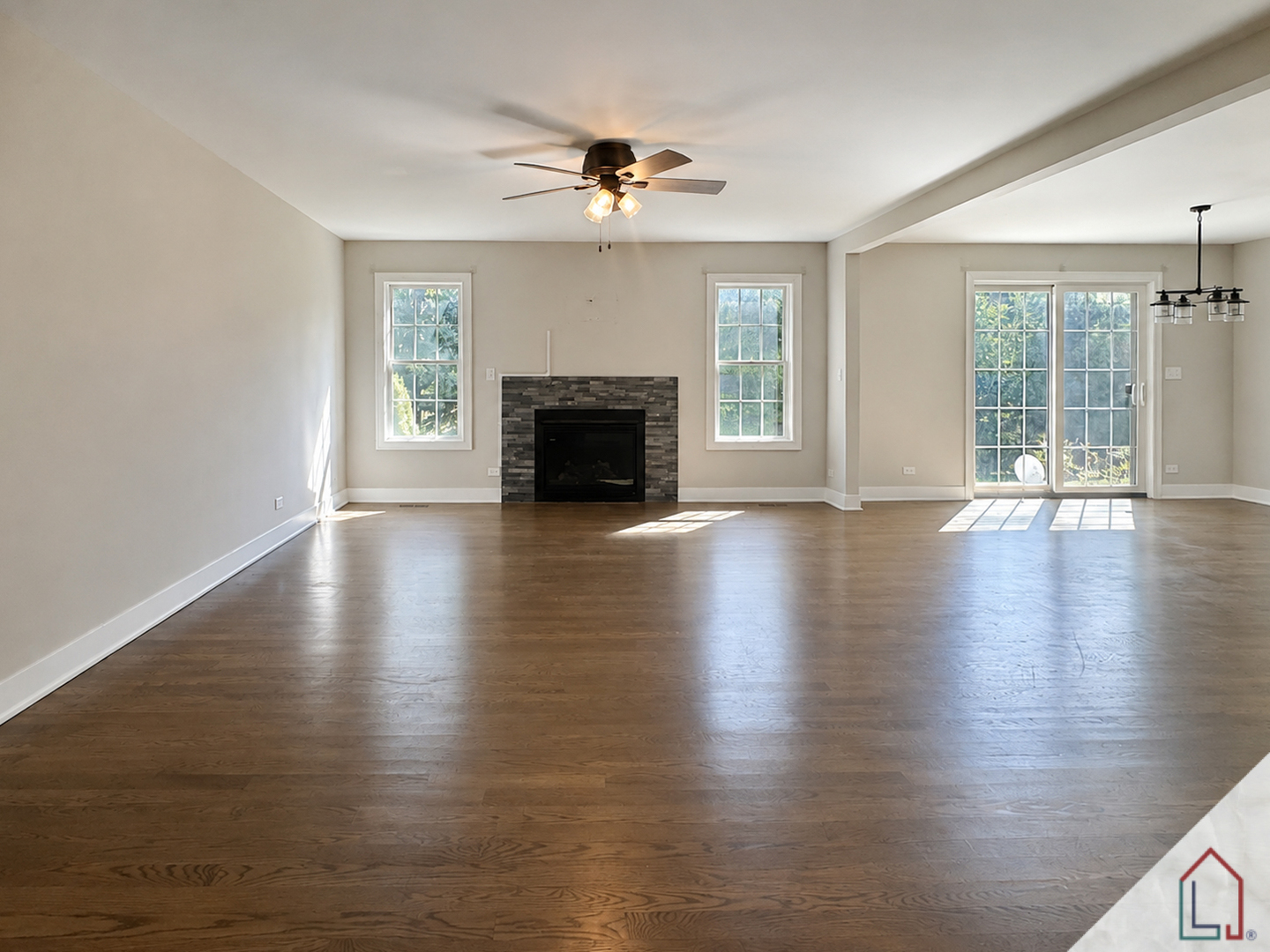 18145 94th Avenue Property Photo 5