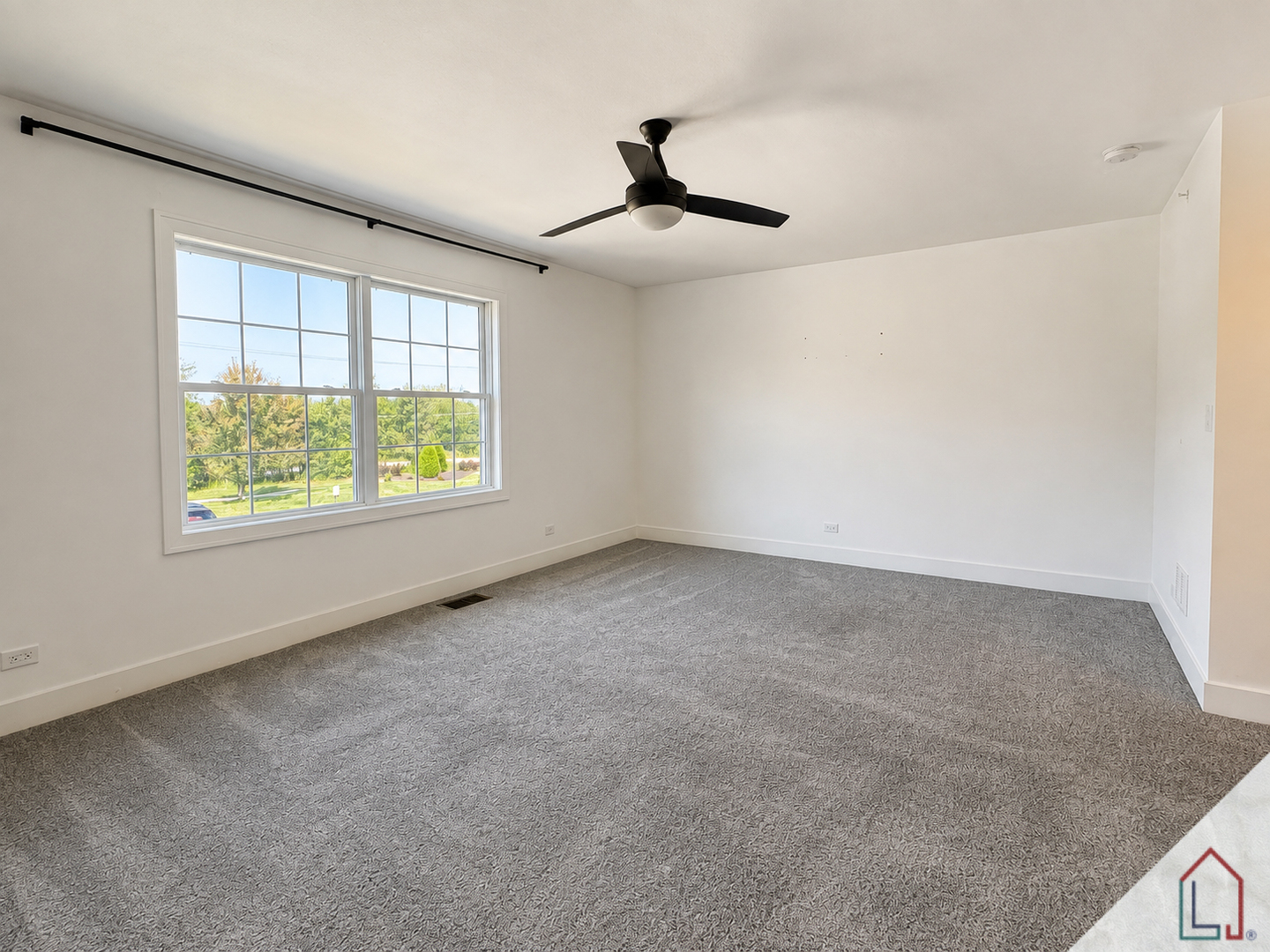 18145 94th Avenue Property Photo 10