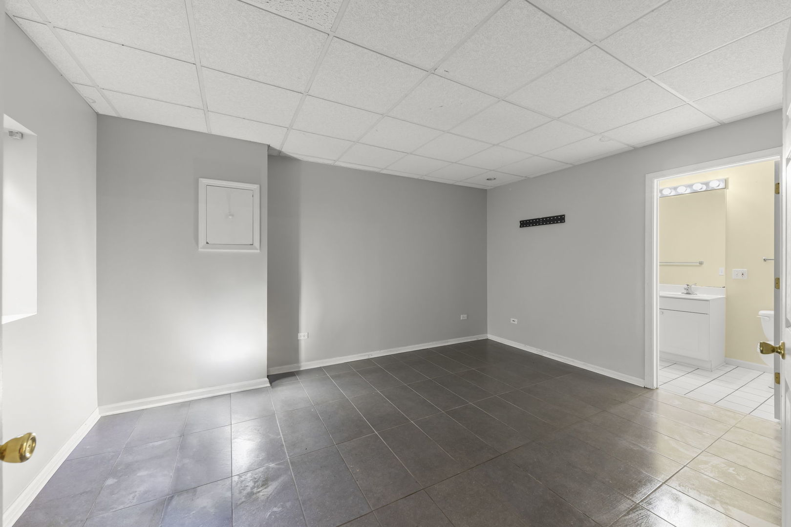 808 Livingston Court Property Photo 32