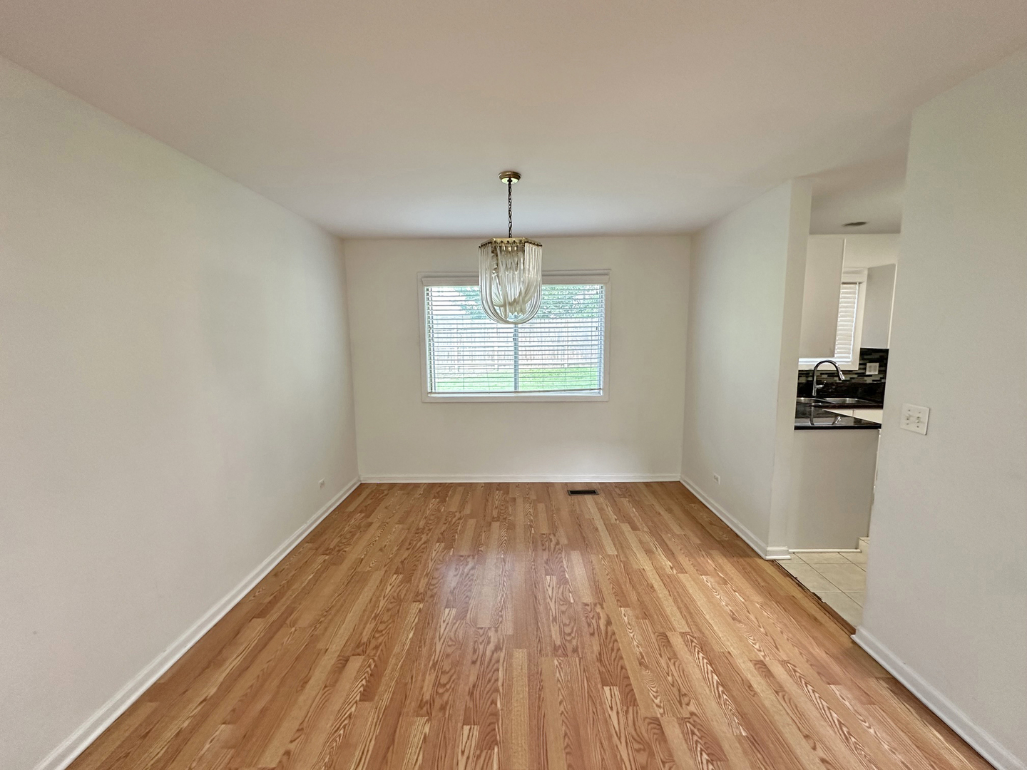 208 Autumn Lane Property Photo 6