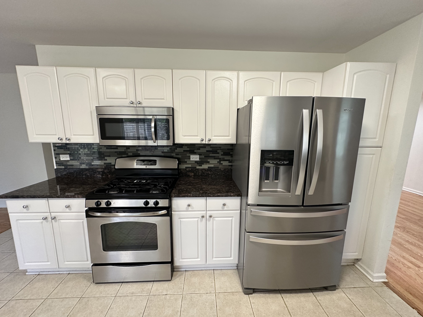 208 Autumn Lane Property Photo 8