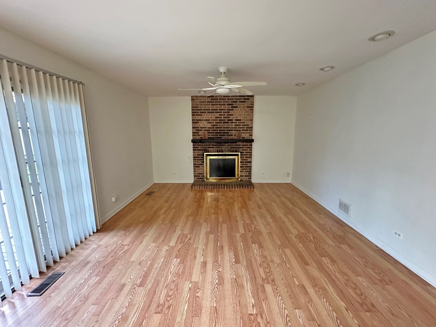 208 Autumn Lane Property Photo 9