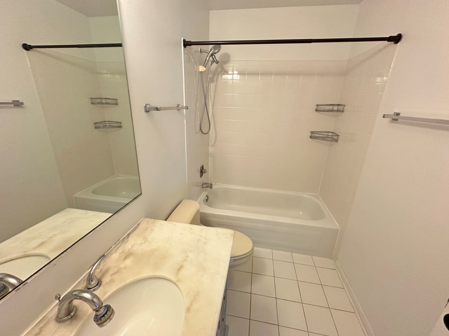 208 Autumn Lane Property Photo 16