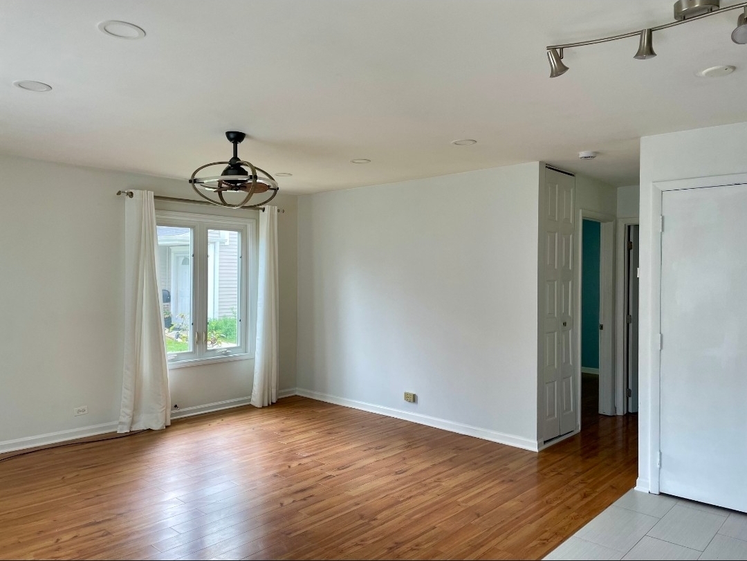 1405 Cove Drive 203a Property Photo 5