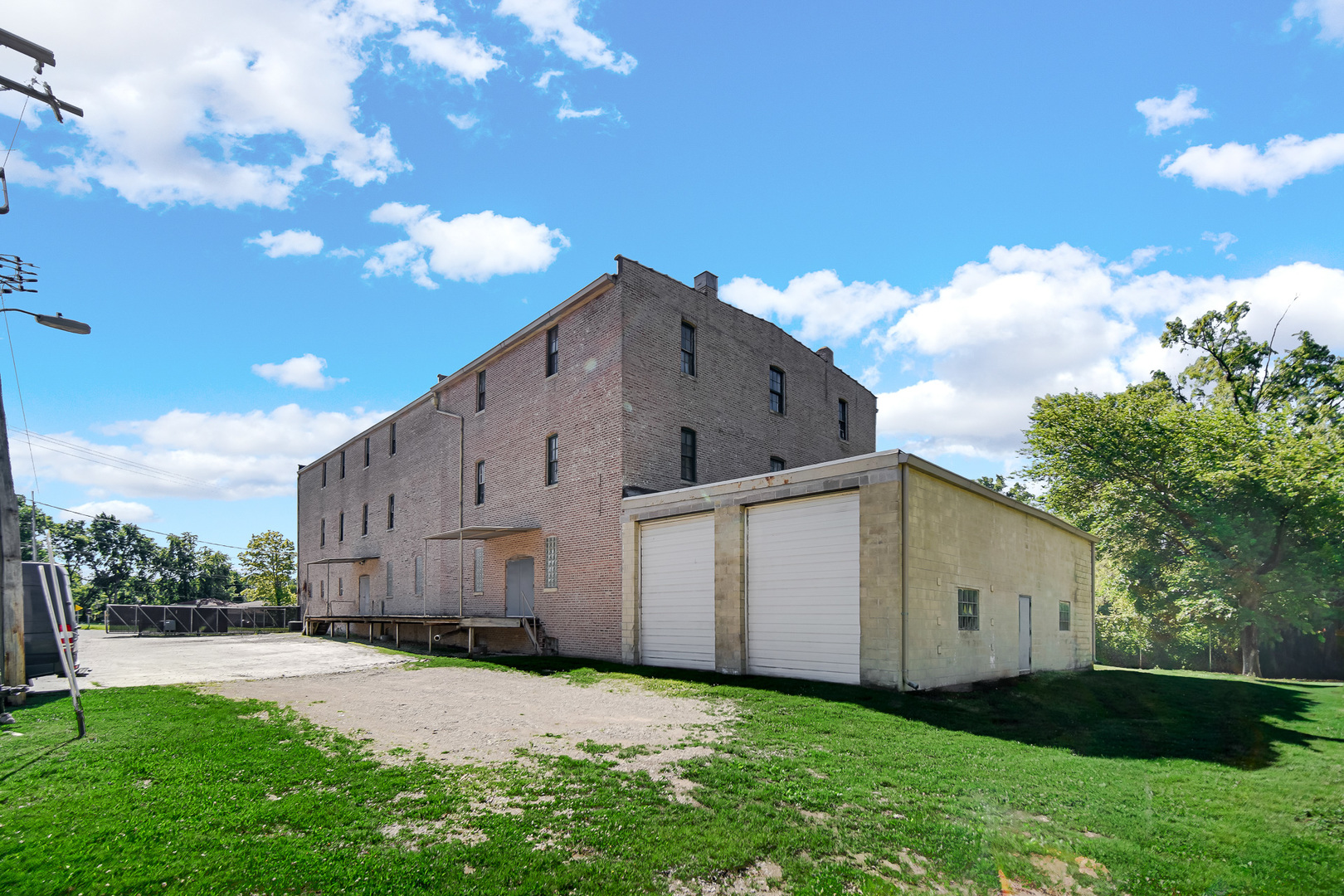 15300 Greenwood Road Property Photo 4